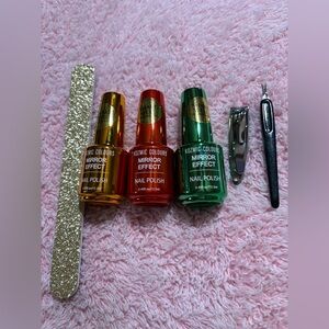 Mirror Effect Nail Polish Set - Gold, Red, Green
